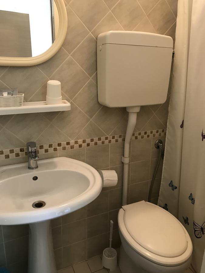 Hotel Riva Rimini Buitenkant foto